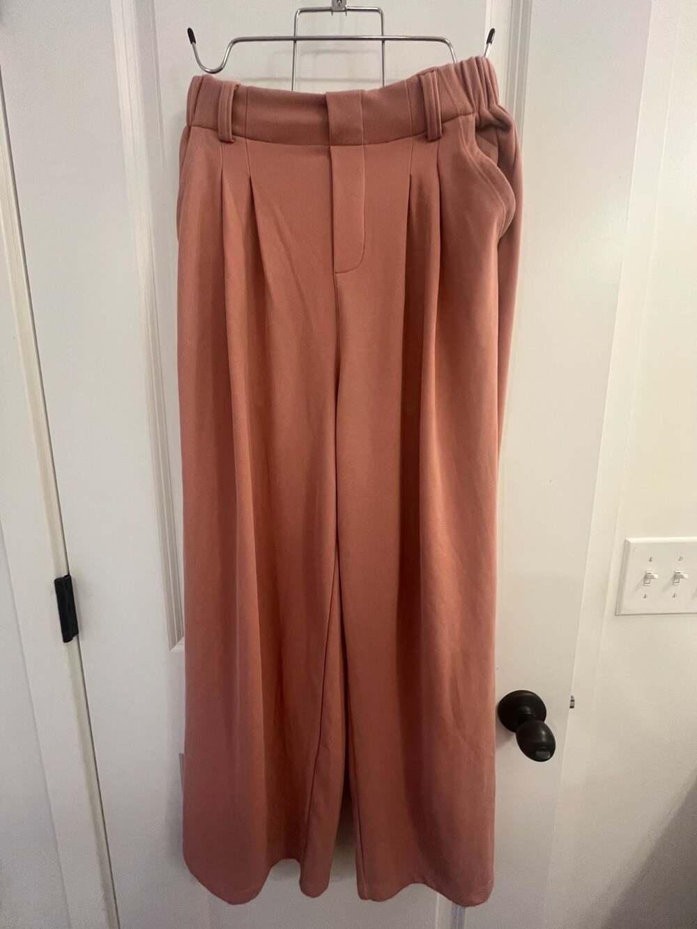 Halara High-Waisted Pleated Wide Leg Pants in Rose Tan